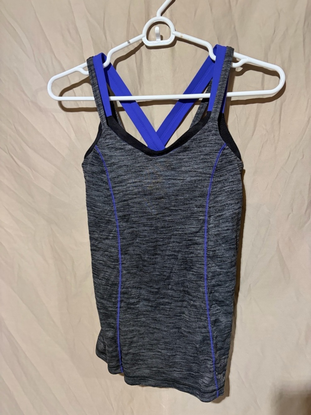 Lululemon tank top